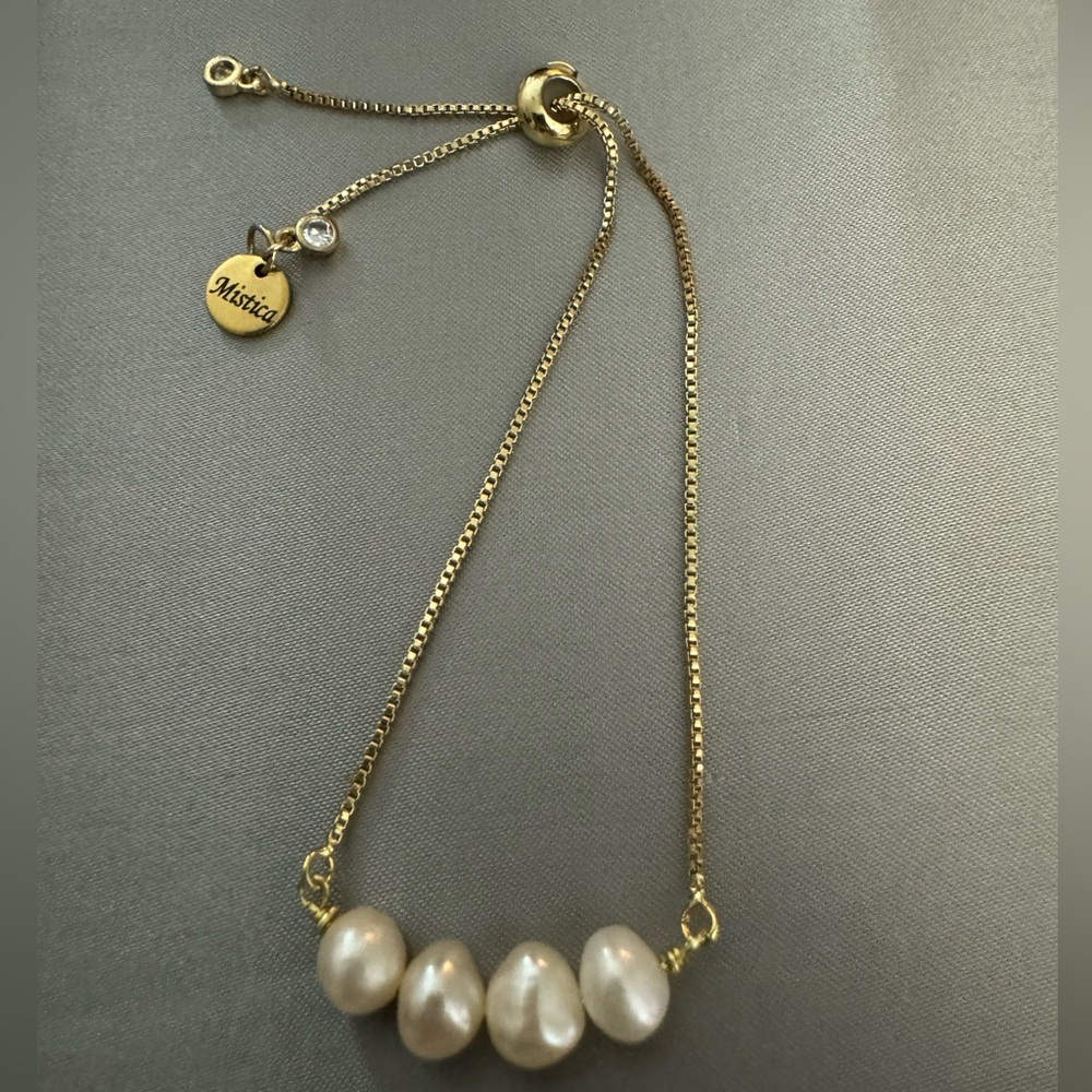 Mística Pearl Bracelet